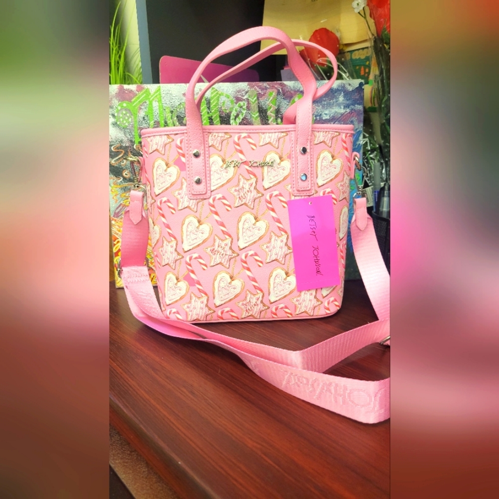 BNWT Betsey Johnson Pink Candy Cane Frosted Cookie Crossbody Purse